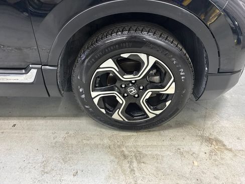 Used 2017 Honda CR-V Touring image 4