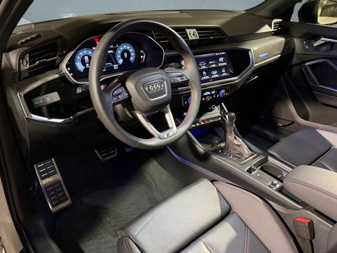 Certified 2025 Audi Q3 2.0T Premium Plus w/ Premium Plus Package AWD/4WD image 4