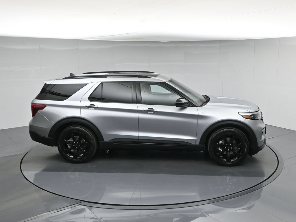 Used 2024 Ford Explorer ST-Line w/ Class IV Trailer Tow Package RWD image 61