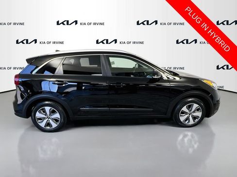 Used 2019 Kia Niro EX FWD image 9