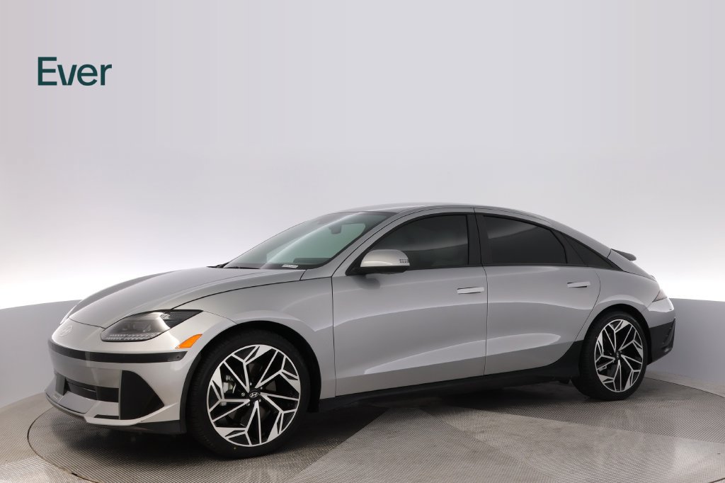 Used 2025 Hyundai Ioniq 6 SEL RWD image 18