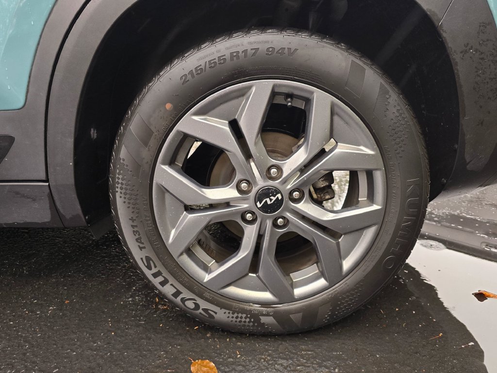 Used 2024 Kia Seltos S FWD image 6