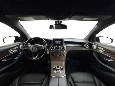 Used 2019 Mercedes-Benz GLC 300 4MATIC Coupe image 17