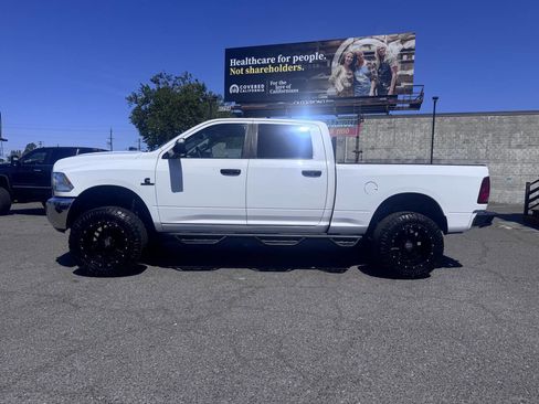 Used 2014 RAM 2500 Tradesman w/ Chrome Appearance Group image 8