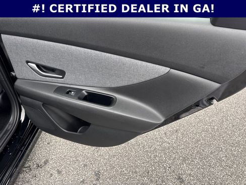 Certified 2023 Hyundai Elantra Limited image 16