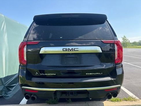 Used 2023 GMC Yukon XL Denali AWD/4WD image 4