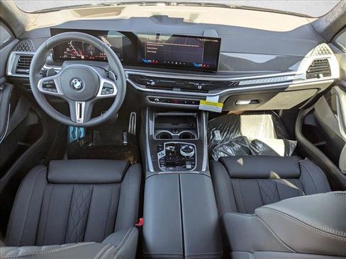 New 2026 BMW X7 M60i image 15