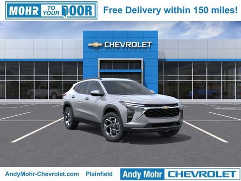 New 2026 Chevrolet Trax LT w/ Driver Confidence Package FWD image 2