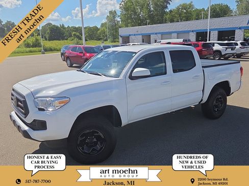 Used 2020 Toyota Tacoma SR AWD/4WD image 1