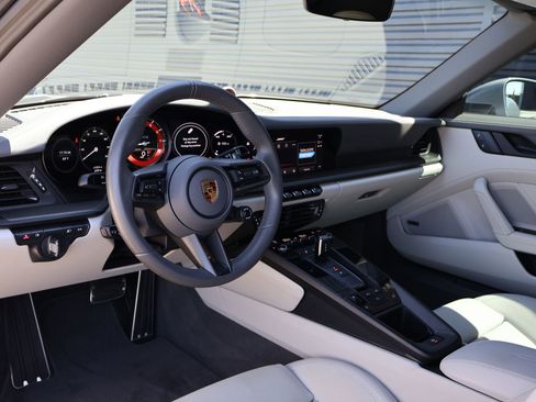 Used 2023 Porsche 911 Carrera GTS RWD image 4