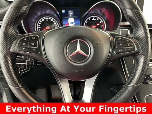 Used 2018 Mercedes-Benz GLC 300 4MATIC image 6