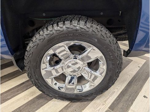 Used 2018 Chevrolet Silverado 1500 LTZ w/ Sport Package image 18