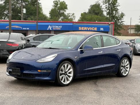 Used 2018 Tesla Model 3 Long Range RWD image 2