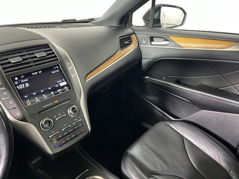 Used 2018 Lincoln MKC Reserve w/ Lincoln MKC Climate Package image 36