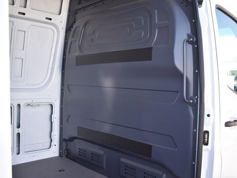 Used 2024 Mercedes-Benz Sprinter 144 Cargo image 9