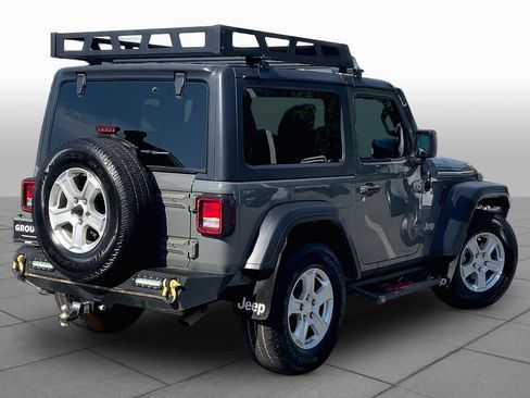 Used 2019 Jeep Wrangler Sport AWD/4WD image 12