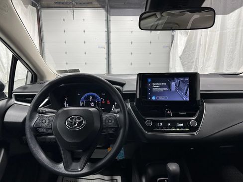 Used 2026 Toyota Corolla LE FWD image 16