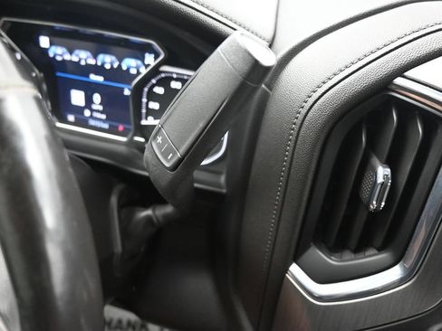 Used 2022 GMC Sierra 3500 Denali w/ Denali Ultimate Package AWD/4WD image 15