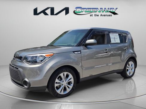 Used 2015 Kia Soul + FWD image 3