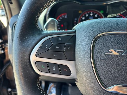 Used 2020 Dodge Durango SRT w/ Technology Group AWD/4WD image 26