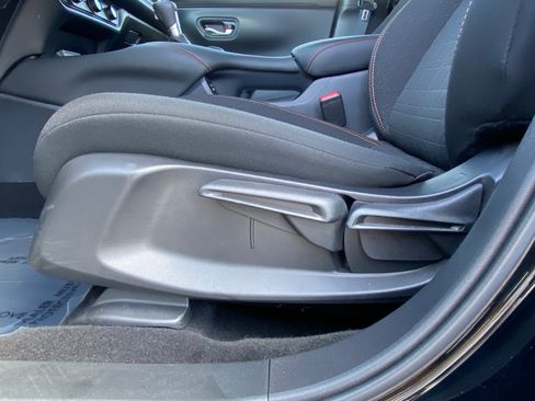 Certified 2026 Honda HR-V Sport image 15