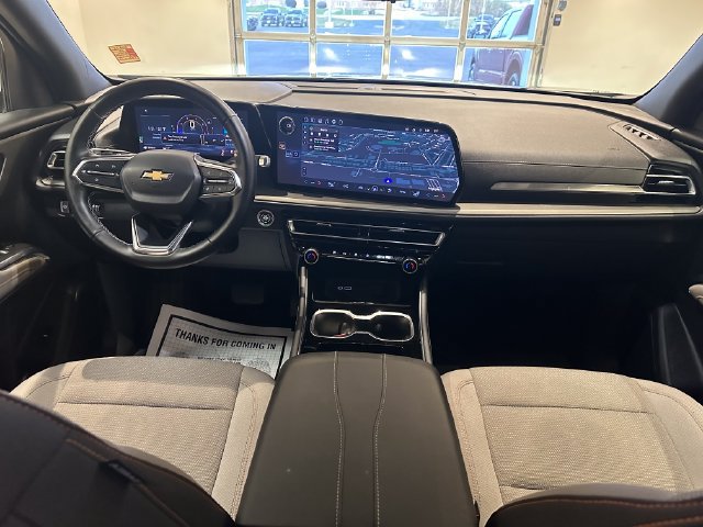 Used 2026 Chevrolet Traverse LT w/ Driver Confidence Package AWD/4WD image 9