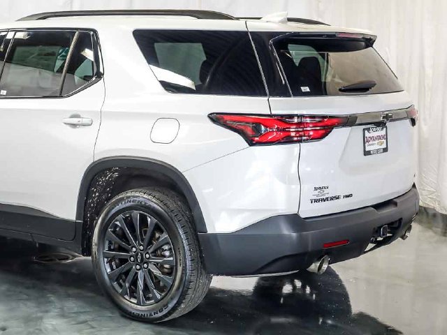 Certified 2023 Chevrolet Traverse RS w/ LPO, Floor Liner Package AWD/4WD image 10