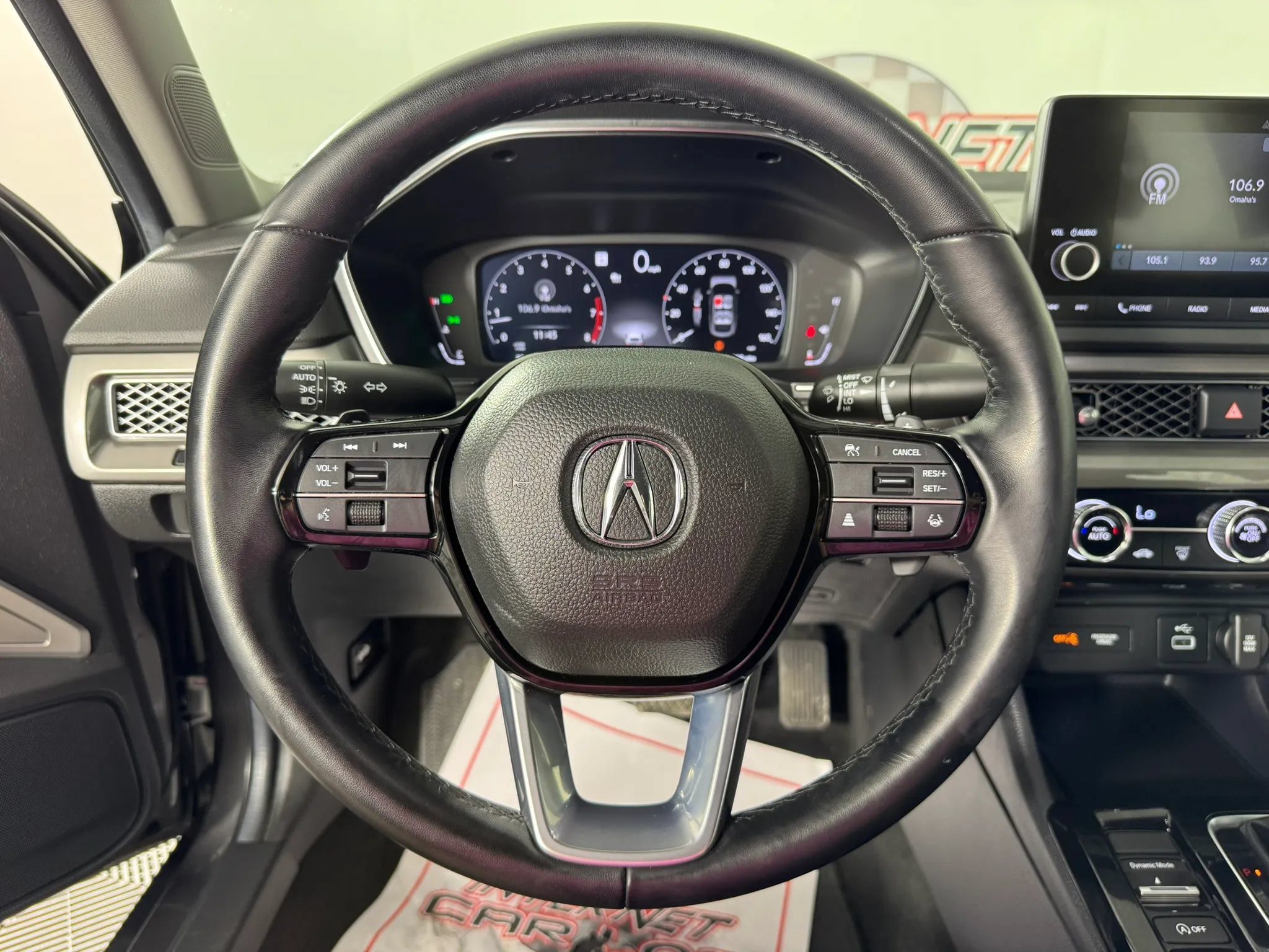 Used 2025 Acura Integra FWD image 13