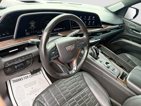 Used 2023 Cadillac Escalade ESV Sport Platinum w/ LPO, ONYX Package AWD/4WD image 26
