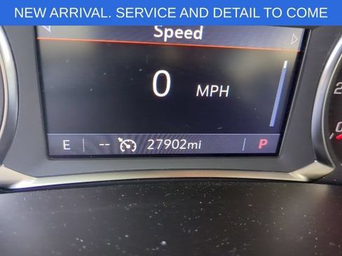 Used 2025 Chevrolet Blazer LT w/ Driver Confidence Package FWD image 4