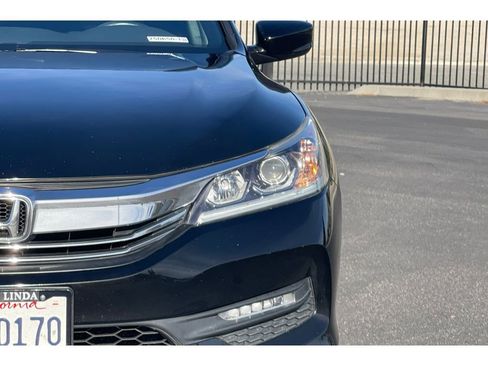 Used 2017 Honda Accord Sport image 48