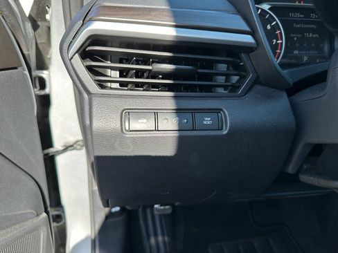 Used 2024 Nissan Altima 2.5 SV image 20