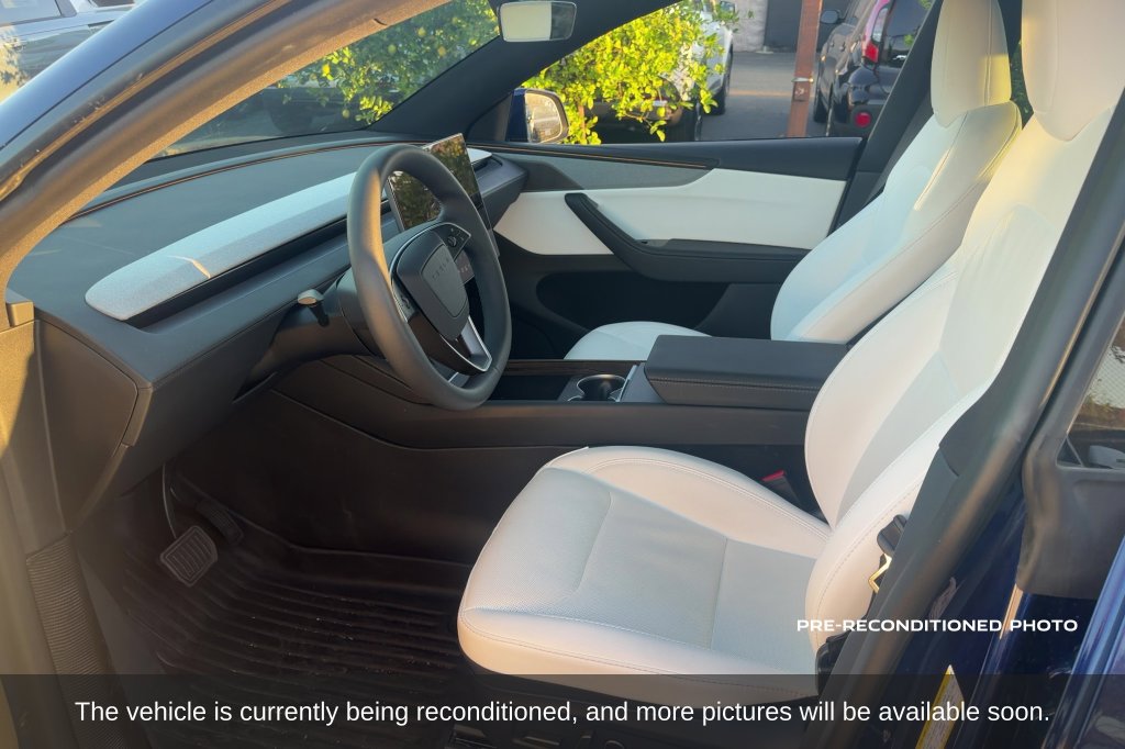 Used 2026 Tesla Model Y Long Range RWD image 11