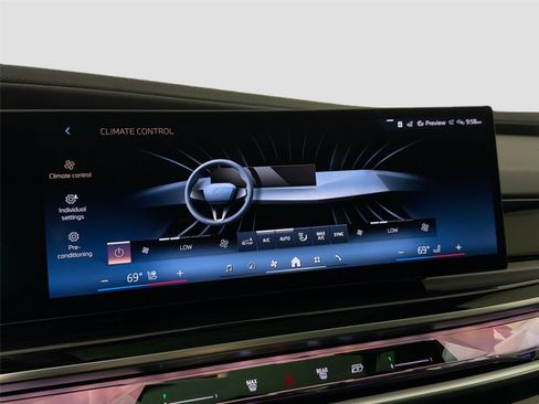 New 2026 BMW i7 xDrive60 w/ Executive Package AWD/4WD image 29