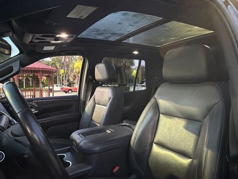Used 2021 Chevrolet Tahoe LT w/ Rear Media and Nav Package RWD image 6