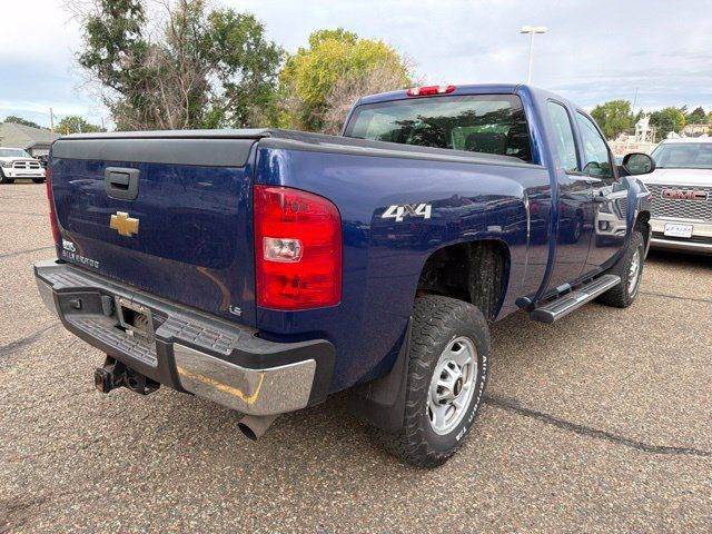 Used 2013 Chevrolet Silverado 2500 W/T AWD/4WD image 8