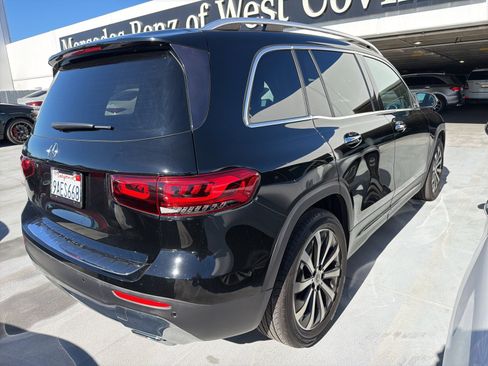 Used 2022 Mercedes-Benz GLB 250 image 4