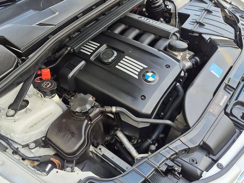 Used 2008 BMW 128i Convertible RWD image 41