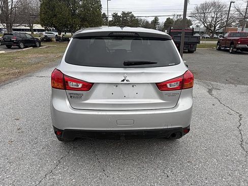 Used 2015 Mitsubishi Outlander Sport ES image 4