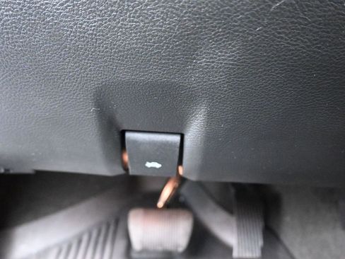 Used 2022 RAM 1500 Big Horn image 34