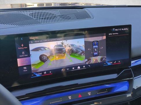 Certified 2026 BMW i5 eDrive40 RWD image 5