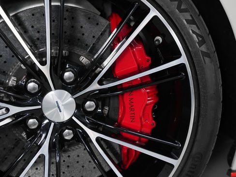 Used 2014 Aston Martin Vanquish Coupe RWD image 18