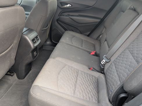Used 2019 Chevrolet Equinox LT FWD image 14