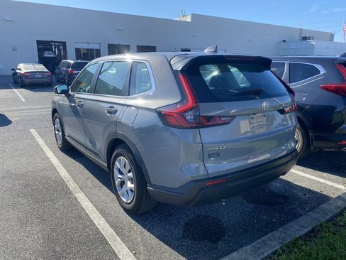 Used 2024 Honda CR-V LX image 10