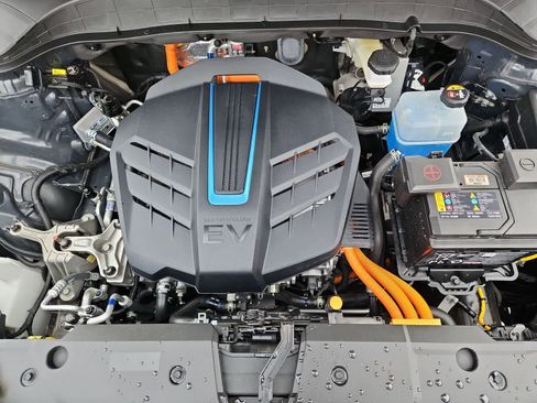 Used 2023 Hyundai Kona SE FWD image 14