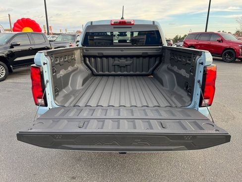 Used 2025 Chevrolet Colorado Z71 w/ Z71 Convenience Package 2 image 10