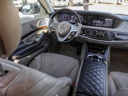 Used 2018 Mercedes-Benz S 560 4MATIC Sedan image 31