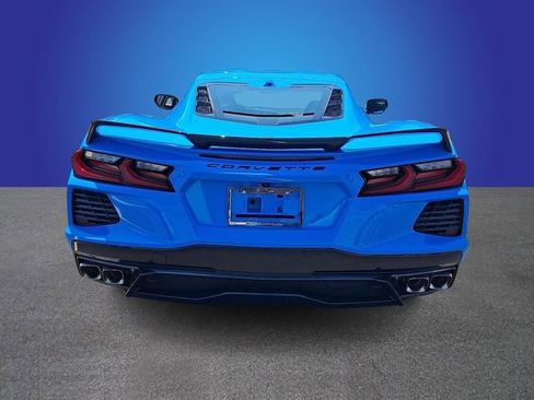 Used 2022 Chevrolet Corvette Stingray Preferred Cpe w/ Z51 Performance Package RWD image 5