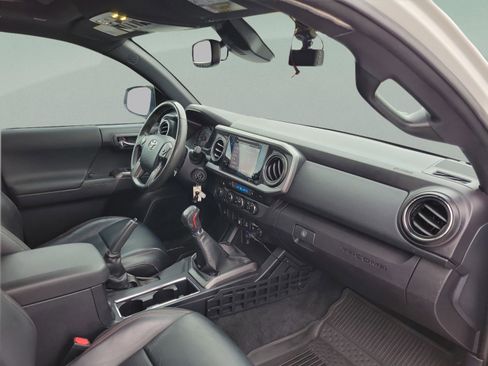 Used 2019 Toyota Tacoma TRD Pro image 22