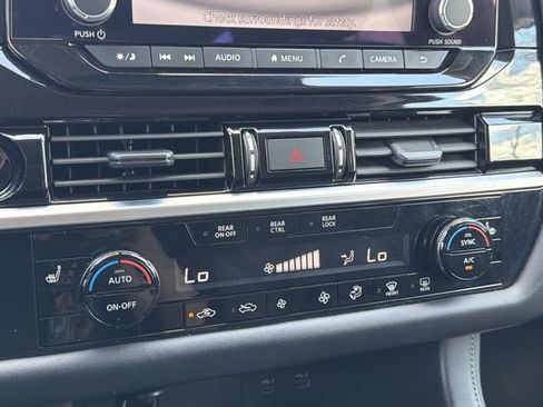 Certified 2025 Nissan Pathfinder SV AWD/4WD image 7